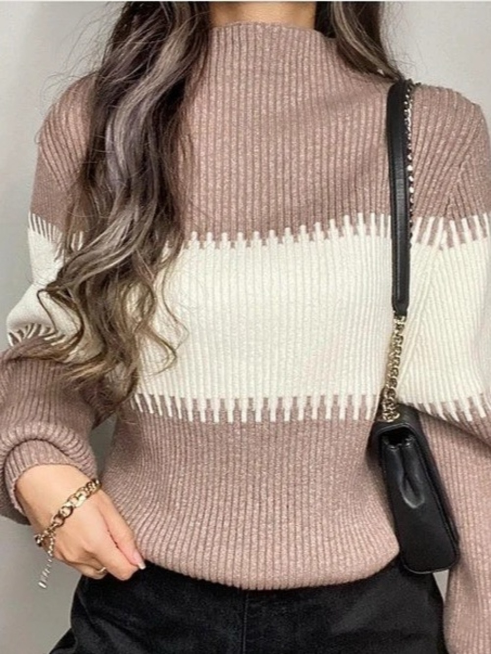 Color Block Crew Neck Sweater in Pink & White Like New